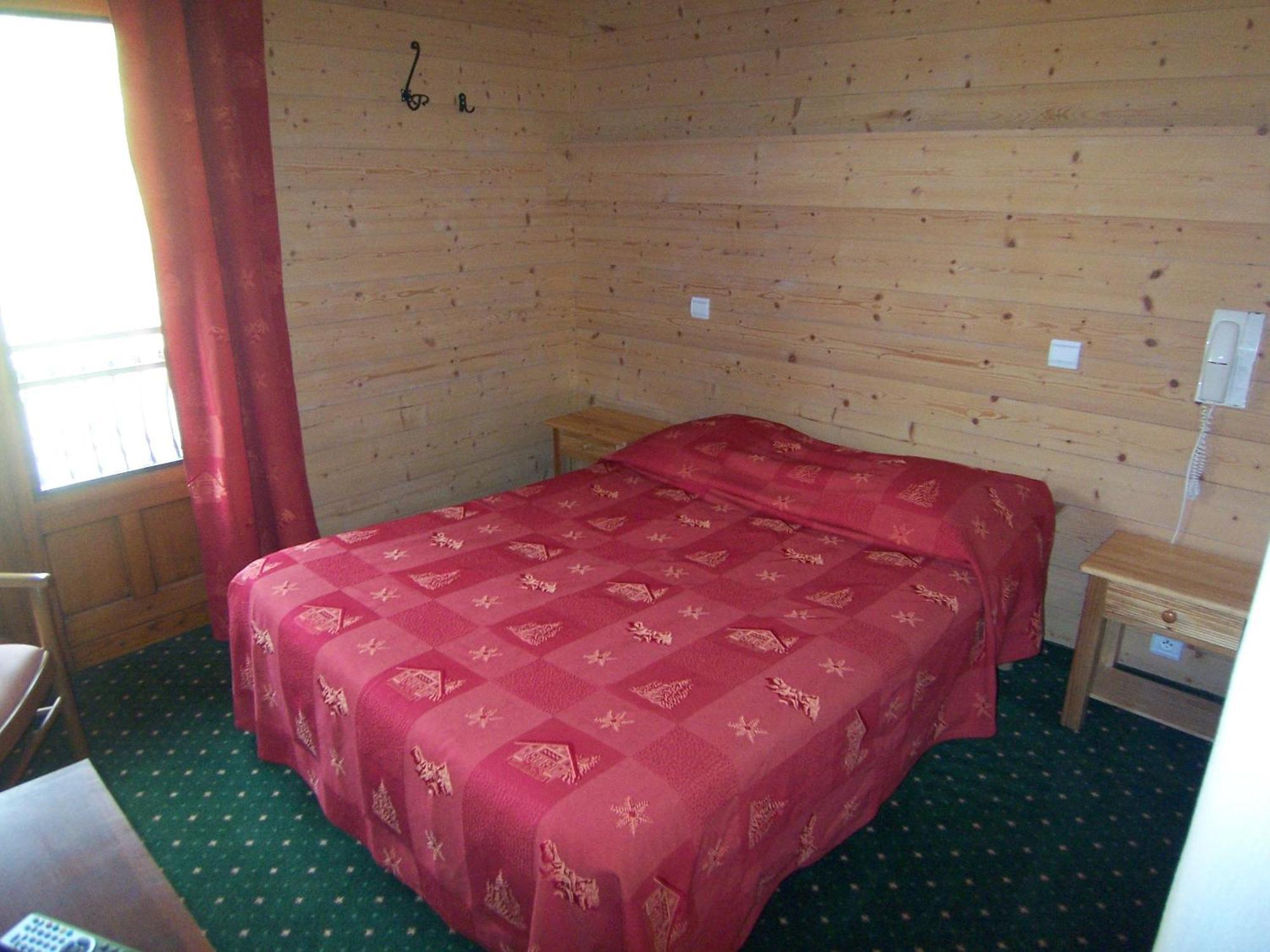 Hotel Les Bernards Praz-sur-Arly Eksteriør bilde
