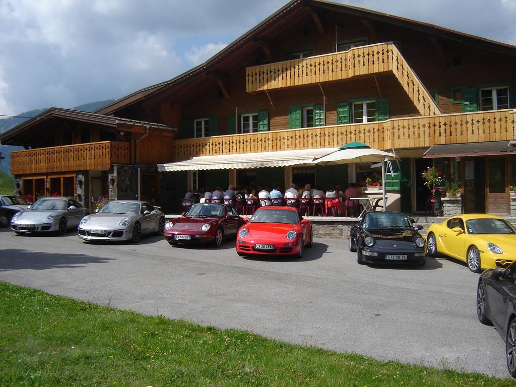 Hotel Les Bernards Praz-sur-Arly Eksteriør bilde