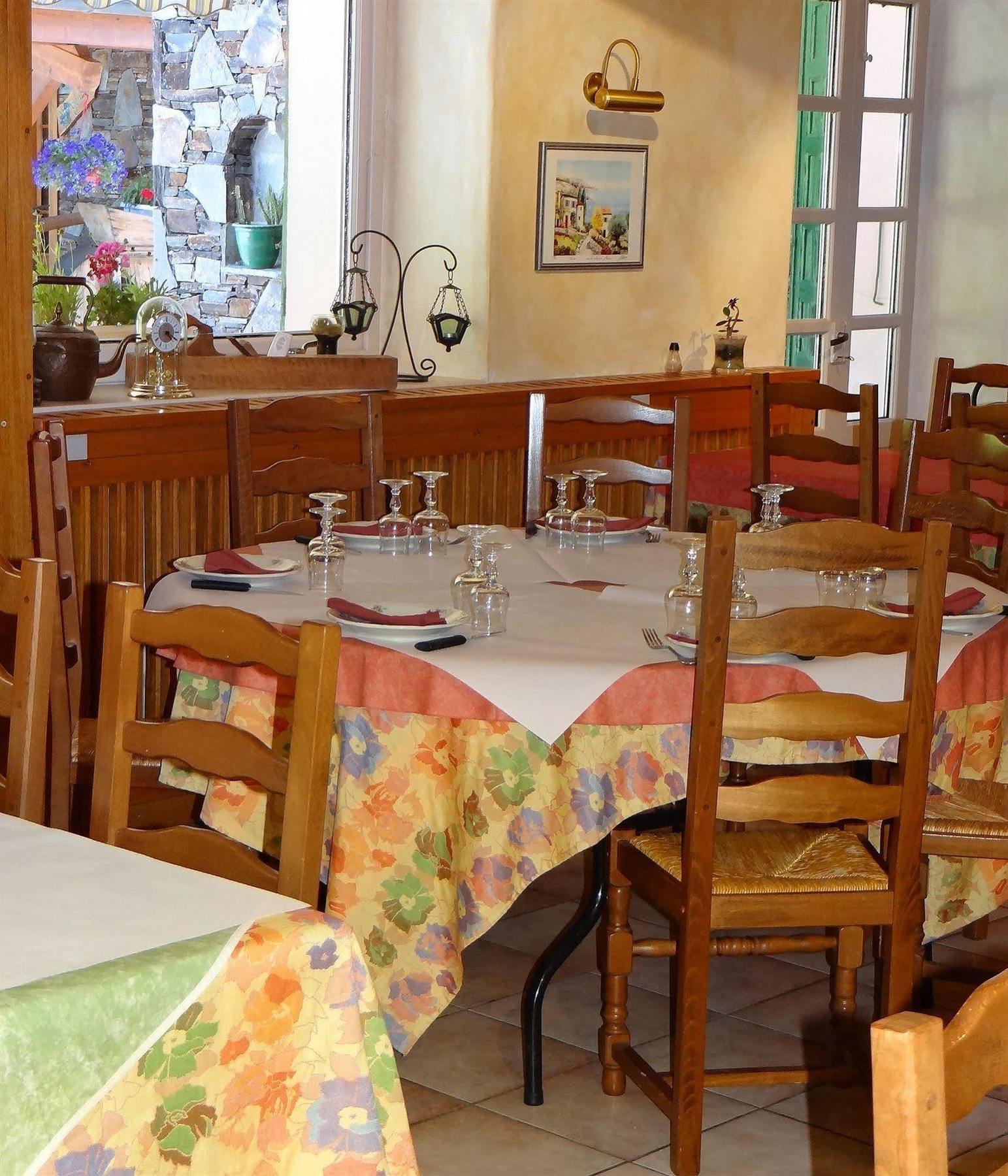 Hotel Les Bernards Praz-sur-Arly Eksteriør bilde