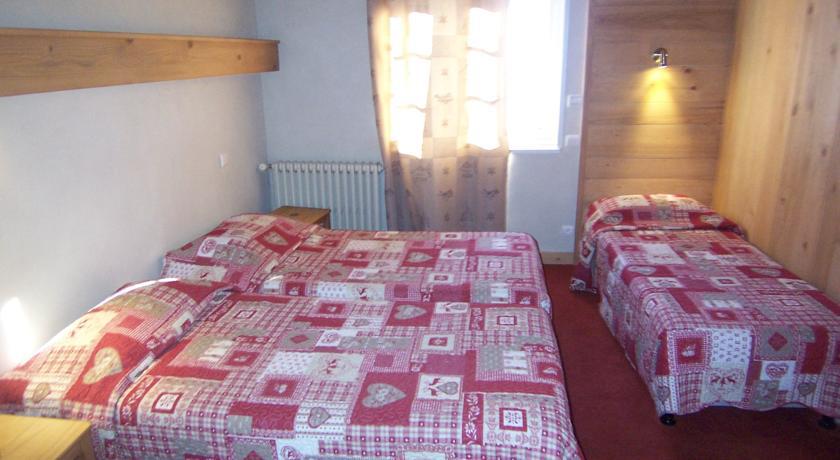 Hotel Les Bernards Praz-sur-Arly Rom bilde